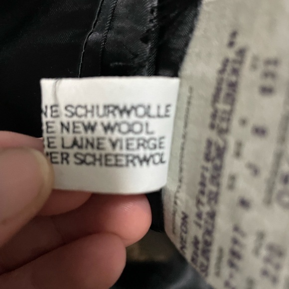 HUGO BOSS wool and cashmere coat in pristine condition (size 56) - Picture 13 of 13